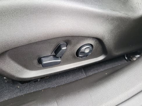 Used 2021 Jeep Renegade Trailhawk w/ Sun & Sound Group image 17