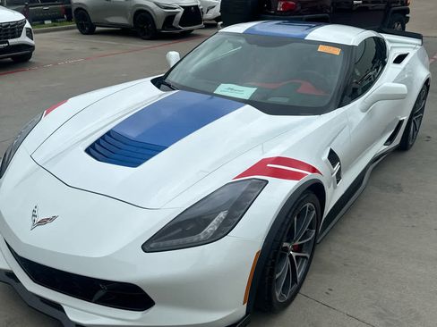 Used 2022 GMC Sierra 3500 Denali w/ Denali Ultimate Package image 9