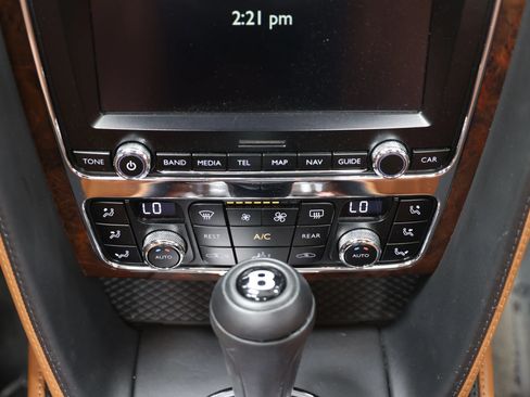 Used 2014 Bentley Flying Spur W12 AWD/4WD image 33