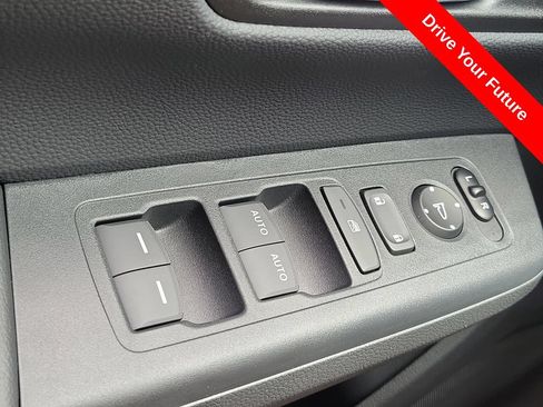 Used 2026 Honda CR-V Sport image 18