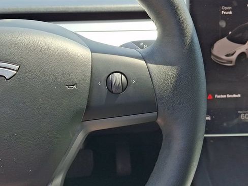 Used 2023 Tesla Model 3 Standard Range RWD image 26