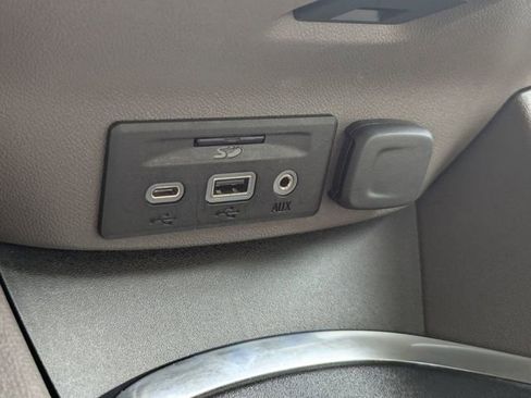 Used 2024 Chevrolet Malibu LT FWD image 22