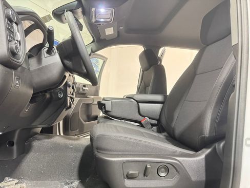 New 2026 Chevrolet Silverado 1500 Custom w/ LPO, Dark Essentials Package image 8