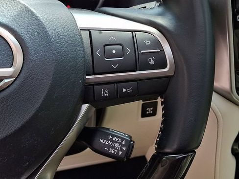 Certified 2023 Lexus GX 460 Premium w/ Premium Package AWD/4WD image 24