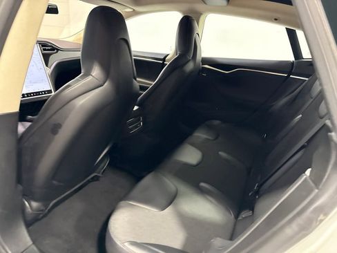 Used 2015 Tesla Model S 60 RWD image 26