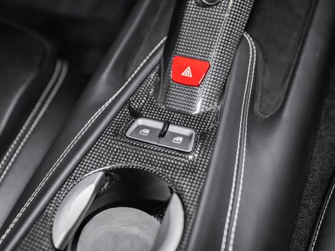 Used 2017 Ferrari F12 Berlinetta RWD image 39