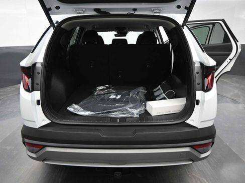 New 2026 Hyundai Tucson SEL w/ Tow & Go Package AWD/4WD image 15