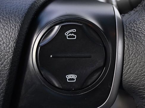 Used 2012 Toyota Camry XLE FWD image 31