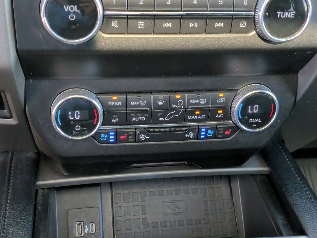 Used 2021 Ford Expedition XLT RWD image 33