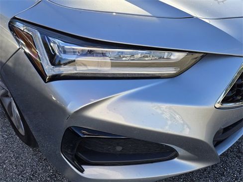 Used 2023 Acura TLX image 11