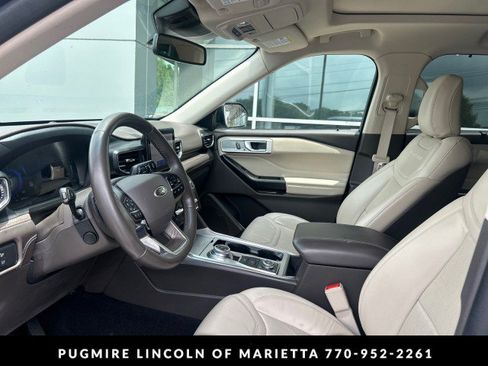 Used 2020 Ford Explorer Platinum AWD/4WD image 3