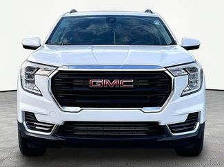 Used 2022 GMC Terrain SLE w/ Driver Convenience Package FWD video 2