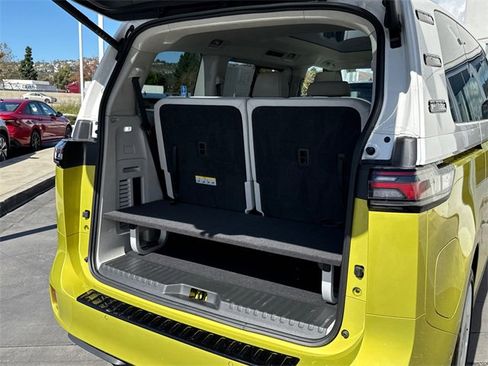 Certified 2025 Volkswagen ID. Buzz 1st Edition image 12