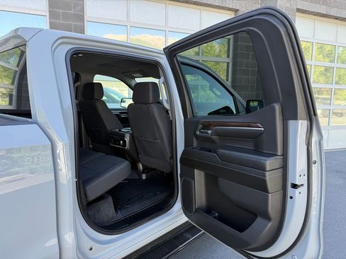 Used 2024 GMC Sierra 1500 Elevation w/ Preferred Package AWD/4WD image 38