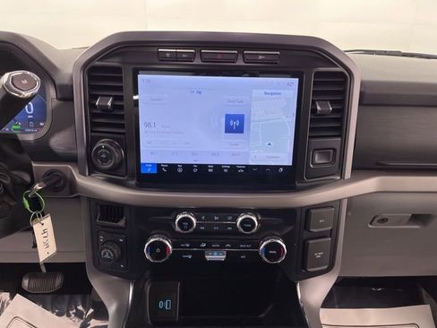 Used 2024 Ford F150 XLT w/ Mobile Office Package image 25