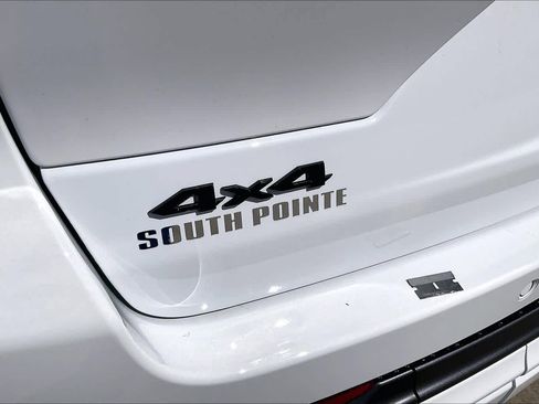 New 2026 Jeep Grand Cherokee Summit AWD/4WD image 15