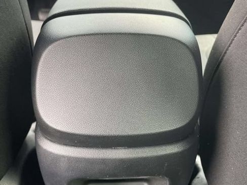 Certified 2026 Hyundai Elantra SE FWD image 12