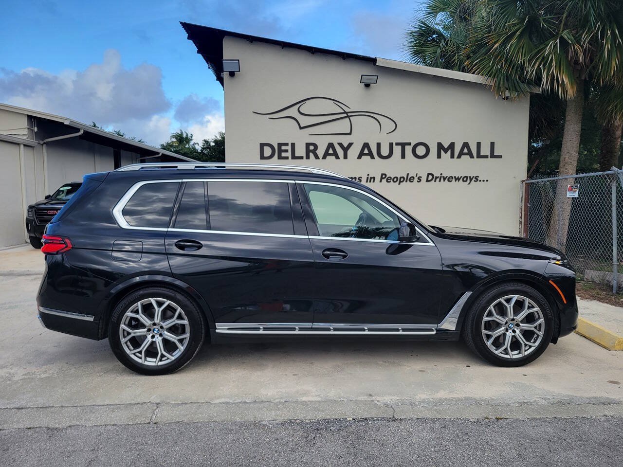 Used 2026 BMW X7 xDrive40i AWD/4WD image 12