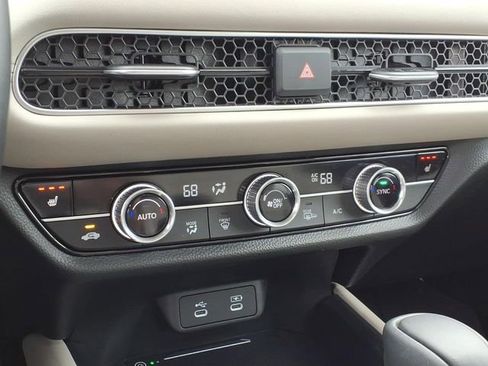 Certified 2026 Honda HR-V EX-L image 18