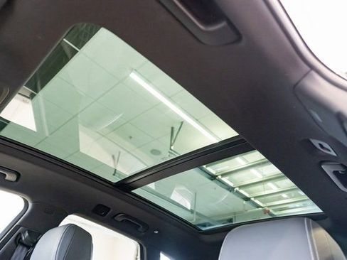 Used 2022 Audi SQ5 Prestige image 23