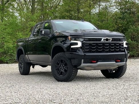 New 2026 Chevrolet Silverado 1500 ZR2 AWD/4WD image 2