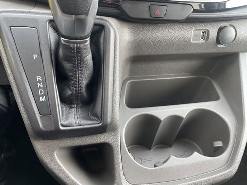 Used 2023 Ford Transit 350 XLT image 34