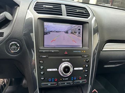 Used 2019 Ford Explorer Sport w/ Equipment Group 401A AWD/4WD image 12