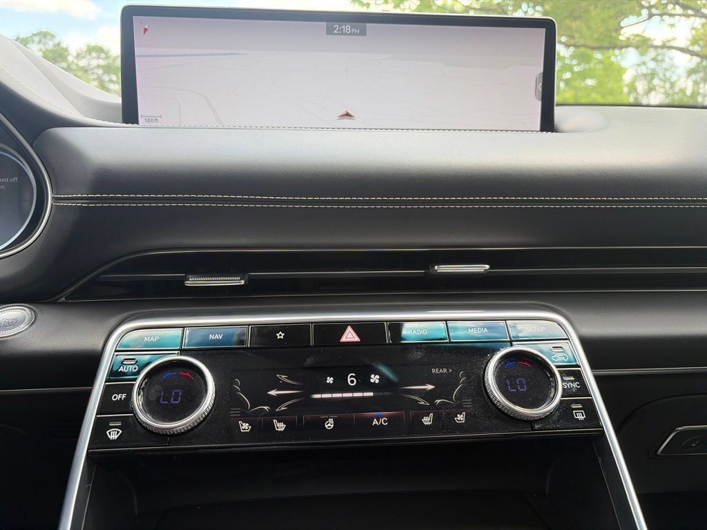 Used 2024 Genesis GV80 3.5T AWD/4WD image 8