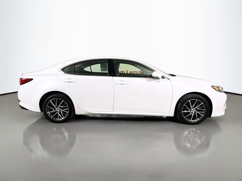 Used 2016 Lexus ES 350 image 8
