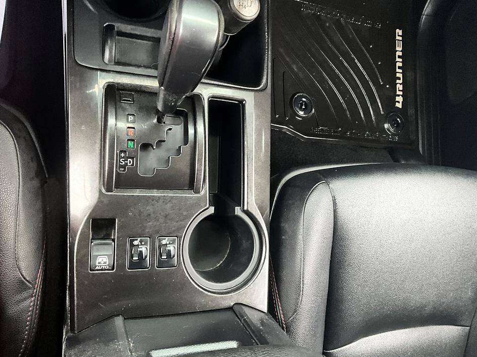 Used 2016 Toyota 4Runner Trail Premium AWD/4WD image 24