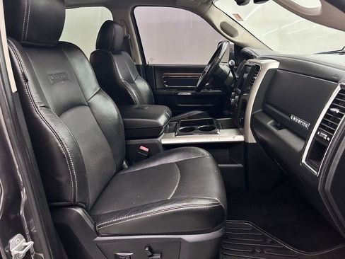 Used 2015 RAM 2500 Laramie w/ Convenience Group image 18