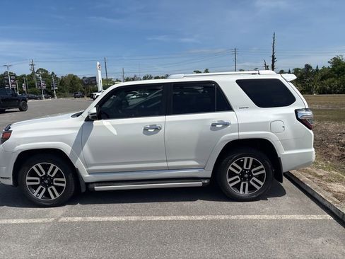 Used 2019 Toyota 4Runner Limited AWD/4WD image 7
