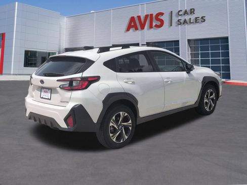 Used 2025 Subaru Crosstrek 2.5i Premium AWD/4WD image 6