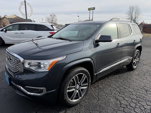 Used 2019 GMC Acadia Denali w/ Technology Package image 2