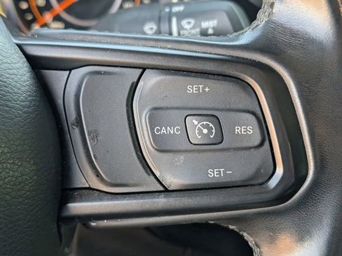 Used 2022 Jeep Gladiator Sport image 20