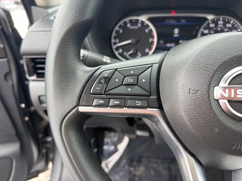 Used 2024 Nissan Sentra SV image 21