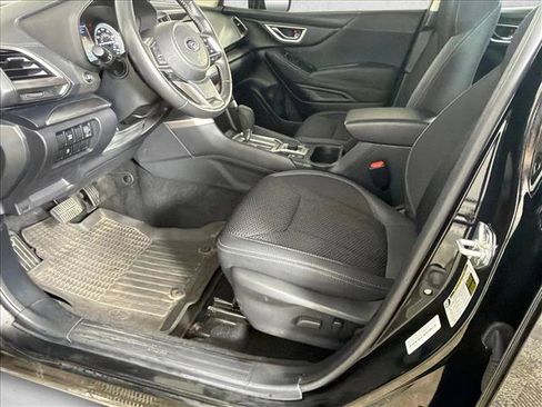 Used 2023 Subaru Forester Premium AWD/4WD image 10