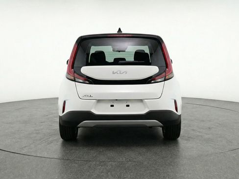 Used 2025 Kia Soul LX w/ LX Technology Package image 7