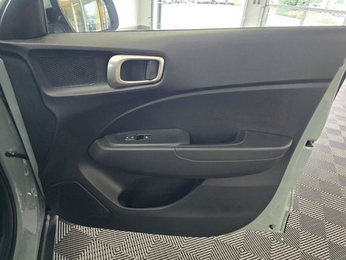 New 2026 Hyundai Venue SEL FWD image 39