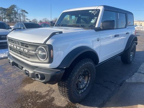 New 2025 Ford Bronco Big Bend w/ Black Diamond Package image 1
