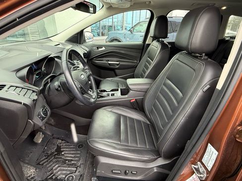 Used 2017 Ford Escape Titanium image 12