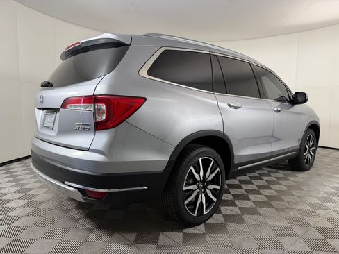 Used 2021 Honda Pilot Touring image 9