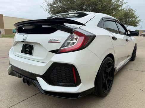 Used 2018 Honda Civic Sport Touring image 5