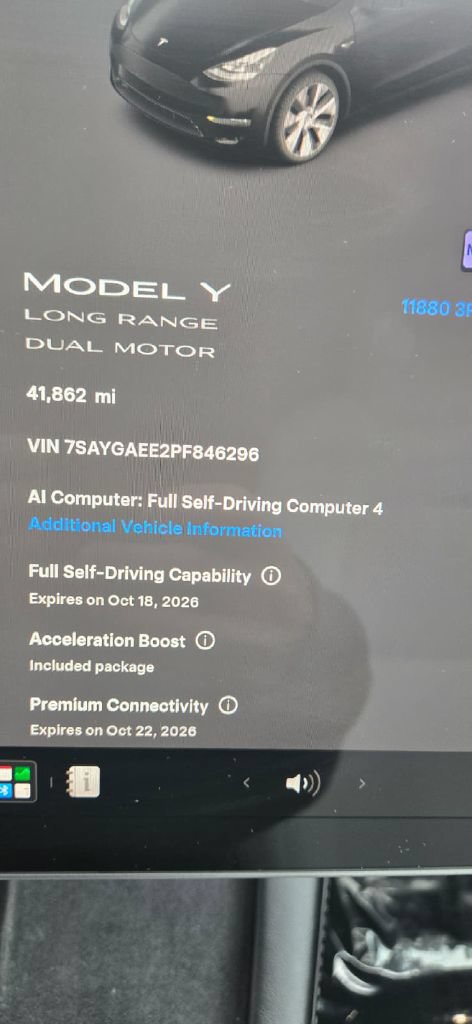 Used 2023 Tesla Model Y AWD image 7