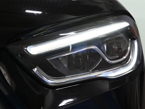 Used 2022 Mercedes-Benz GLA 250 4MATIC image 33