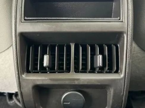 Used 2015 Cadillac SRX Luxury w/ Driver Awareness Package image 47