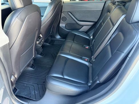 Used 2021 Tesla Model Y Performance AWD/4WD image 10