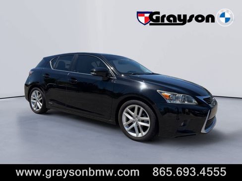 Used 2015 Lexus CT 200h w/ Navigation Package FWD image 1