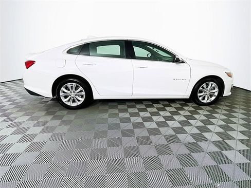 Used 2024 Chevrolet Malibu LT image 10