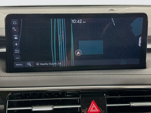 Used 2025 Genesis G70 2.5T image 22